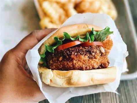 1 Mar 2024 ... From a vegan sausage roll to meatless meatballs, we count down the worst vegan and vegetarian fast food items from the likes of McDonald's, ...
